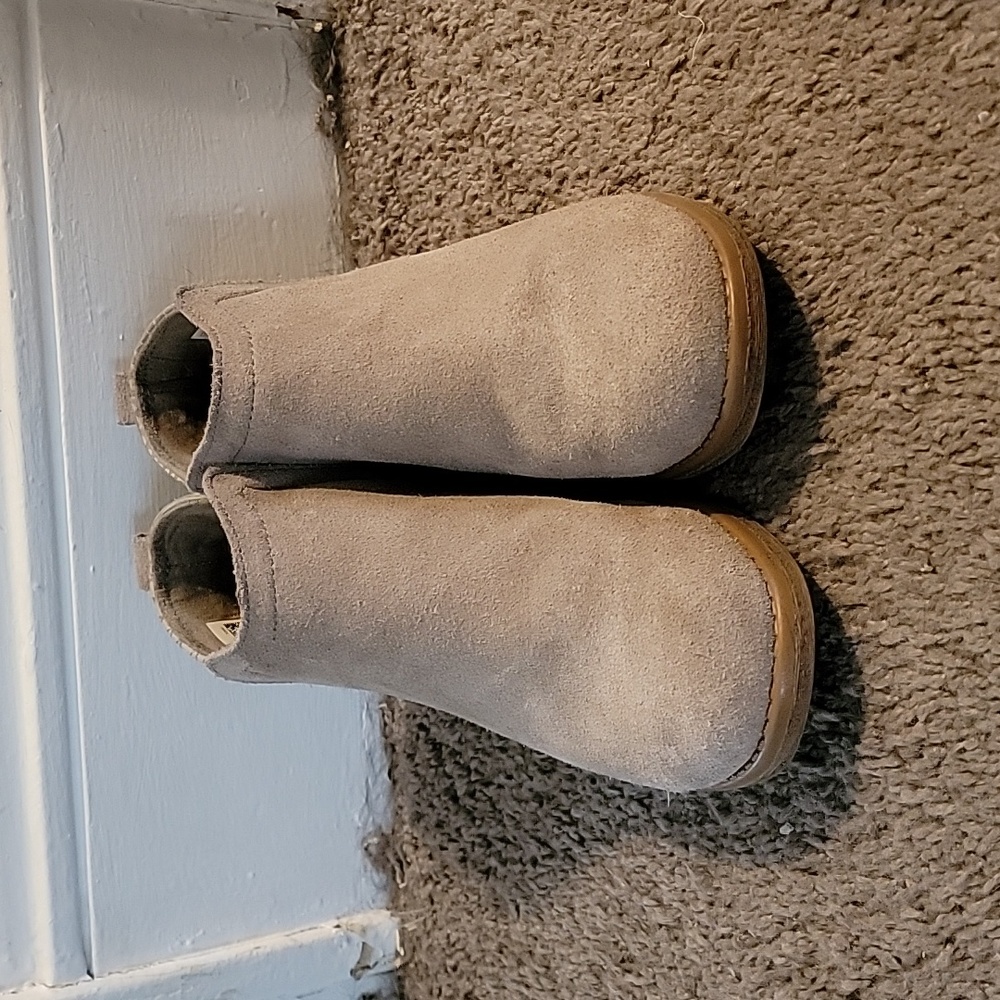 Tom's ankle boots